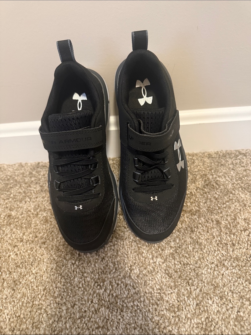 Under Armour Kids Black Sneakers with White Logo size 2